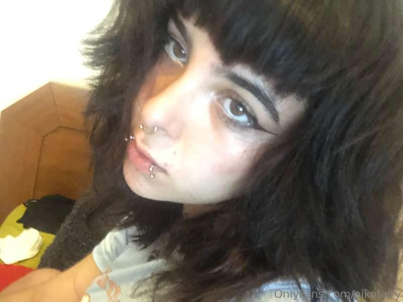 Olá meu amor 
Como está a ser o teu dia ? 🩷🤭