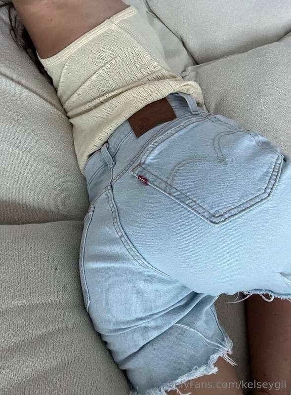 Humpday appreciation post 🍑