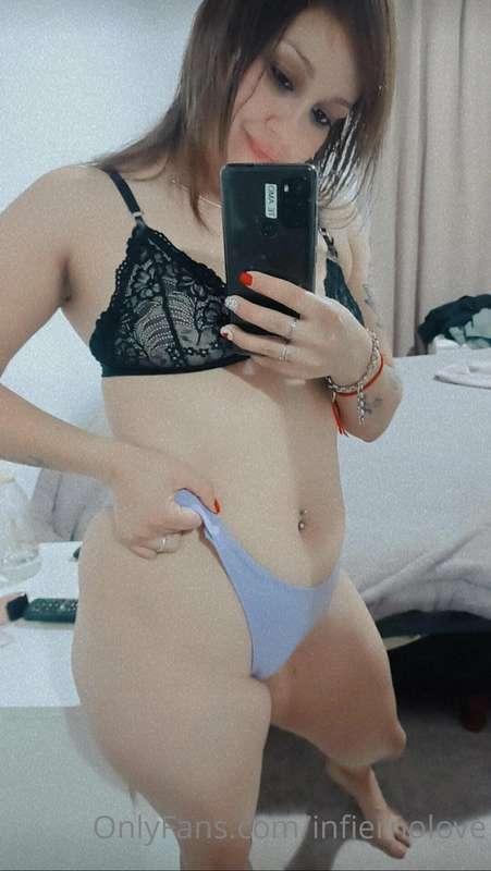 Hello baby I'm waiting for you to give you lots of pleasure ..