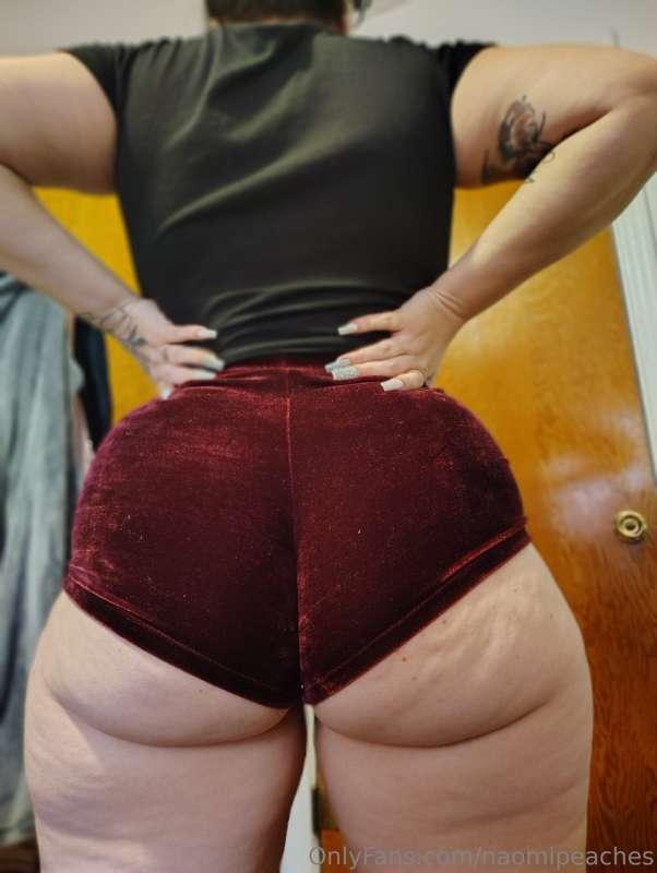 naomipeaches image #1