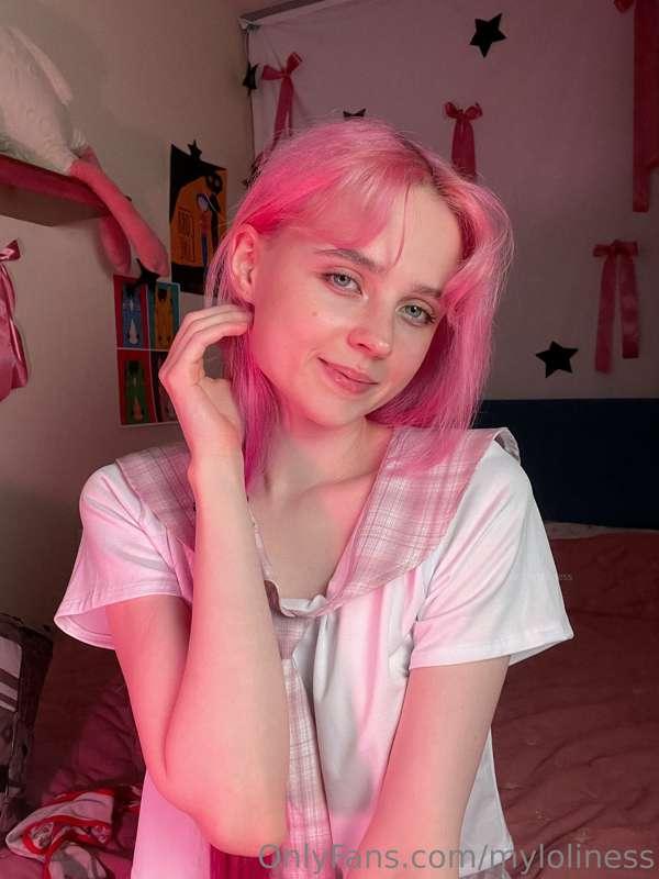 Can I have your kiss on my forehead? 🥺