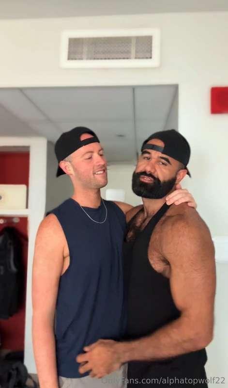 alphatopwolf22 image #1