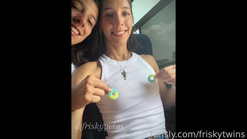 friskytwins image #0