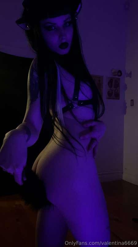 valentina6669 image #0