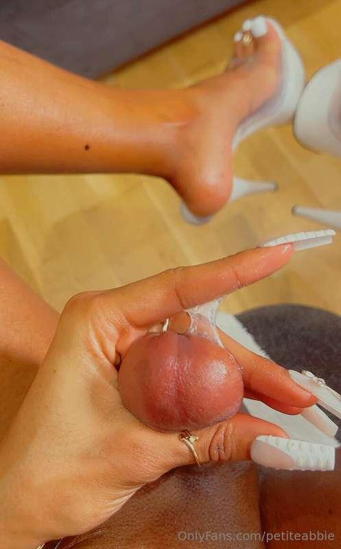 Here’s a lil precum starter for you 🍄💦