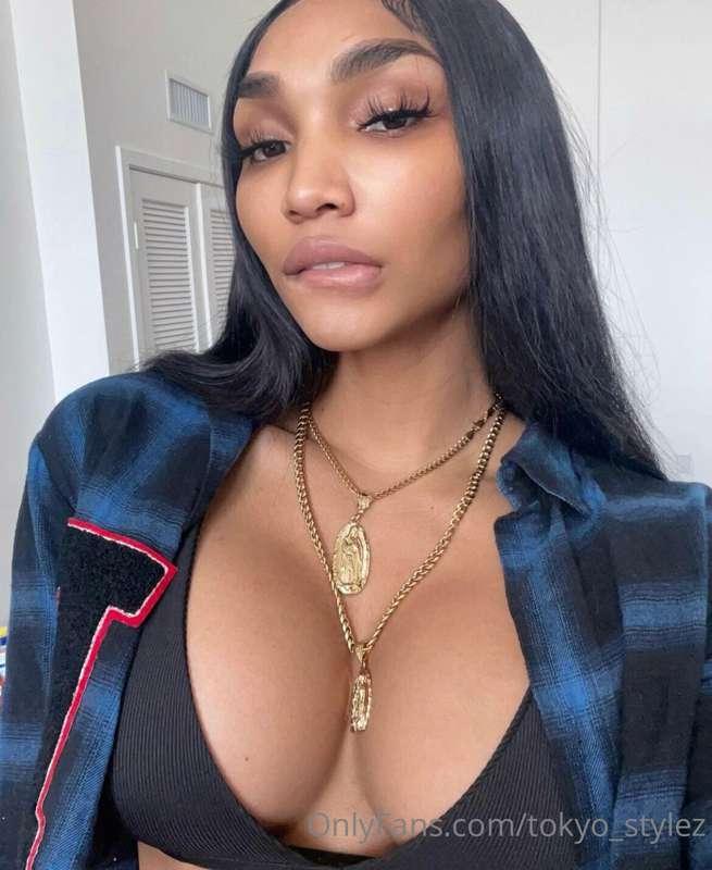 Bedroom eyes