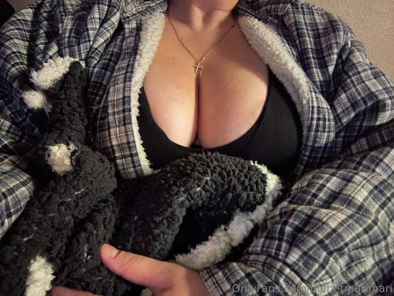 Let’s cuddle and fuck 