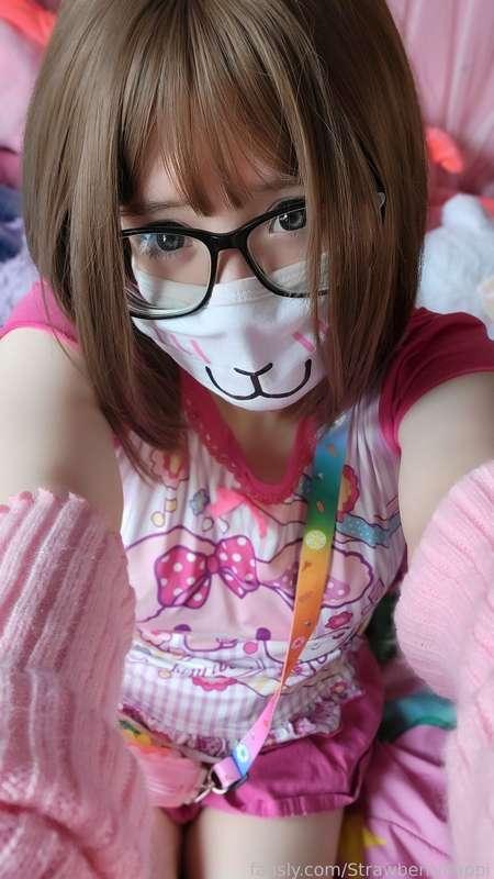 
˚⊹ selfie time ! x3 im curious .. ⊹˖ ࣪



✩ #innocent #teen #barelylegal #18 #young #little #babygirl #free #glasses #cute ✩