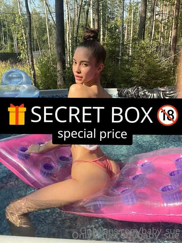 🎁😜 Today I'm sending some subscribers a SECRET BOX I haven't..