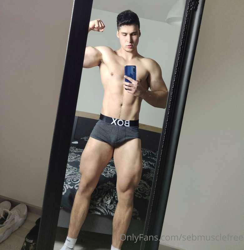 😋💪 VIP naked page ↪️ @sebmuscle
50% discount now!! 💥🔑🔞