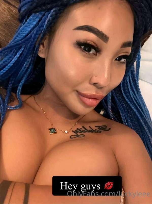 💋 Go look at all I have for you in your DMs 💋