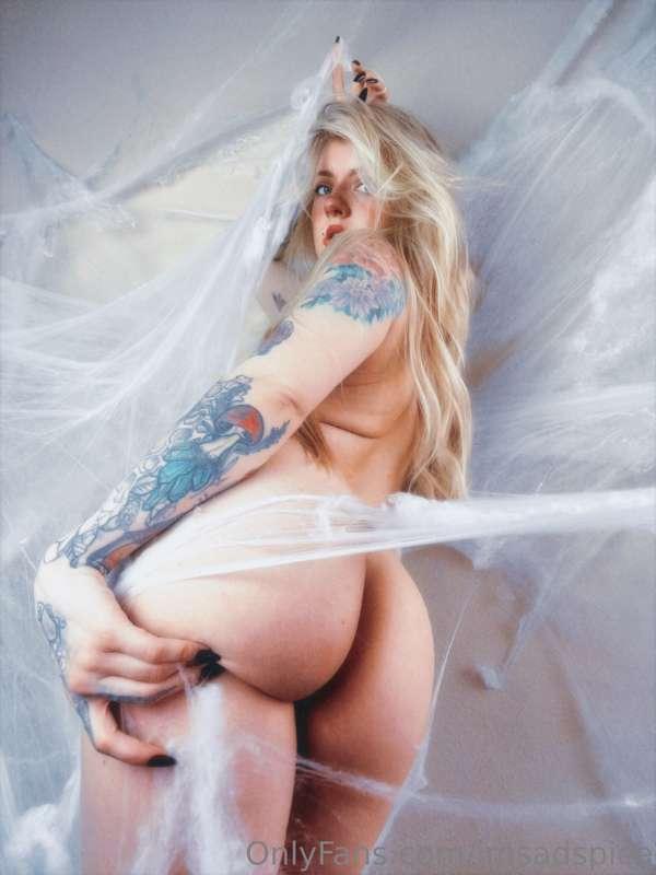 Don’t get caught in my web🕸️