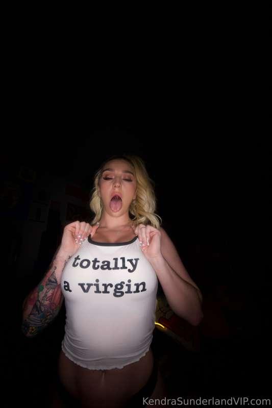 Haven’t had sex in 3 weeks…. What’re you gonna do about it 😏..