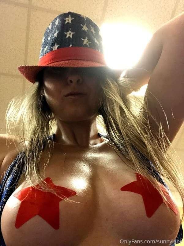 Happy Memorial Day!!! Do these stars make my tits look huge ..