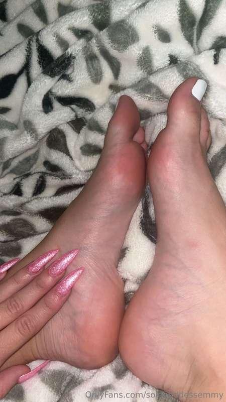 Do you like my nails? 😉