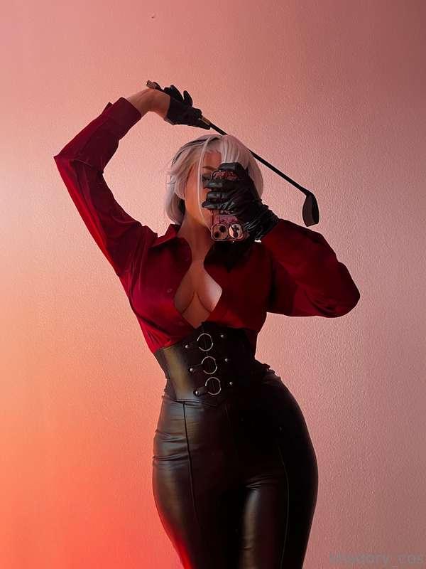 Mommy Arlecchino is here 😏🔥 be a good boy and get down on yo..