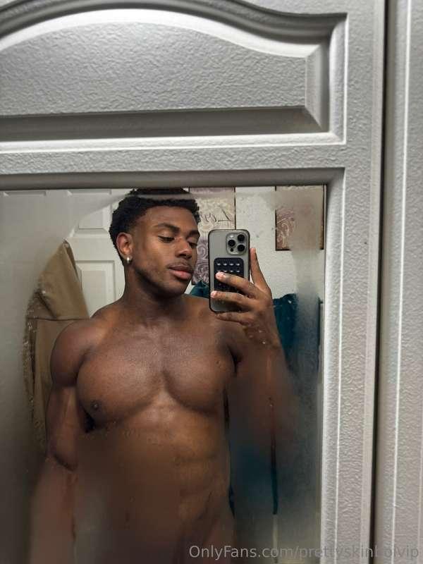 Who wants to see me go all the way? 😏