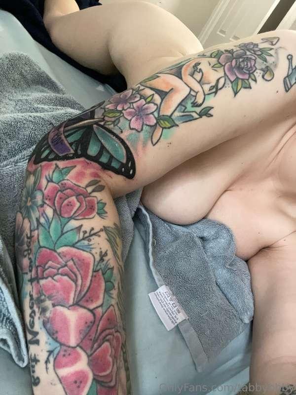 I need a morning massage 🥺🫶🏻