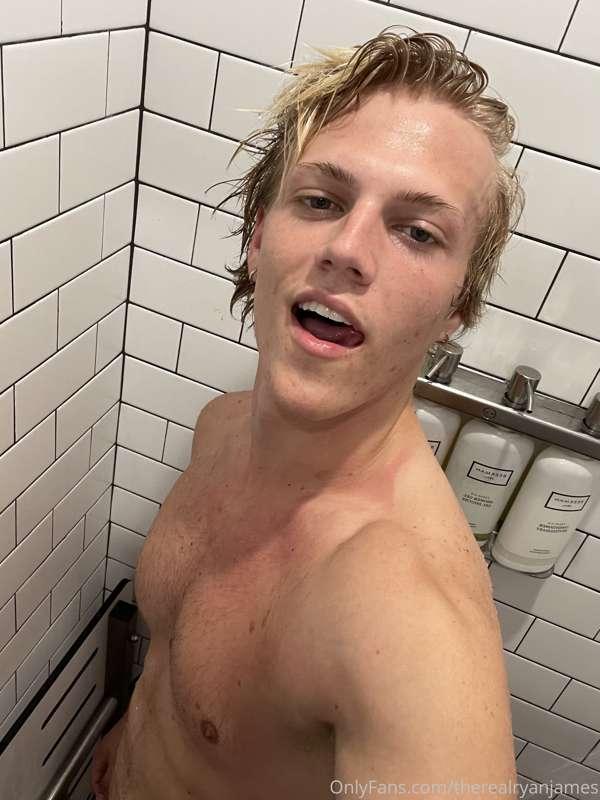 therealryanjames image #0