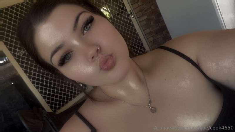 Merry Christmas everyone and have a safe holidays can’t wait..