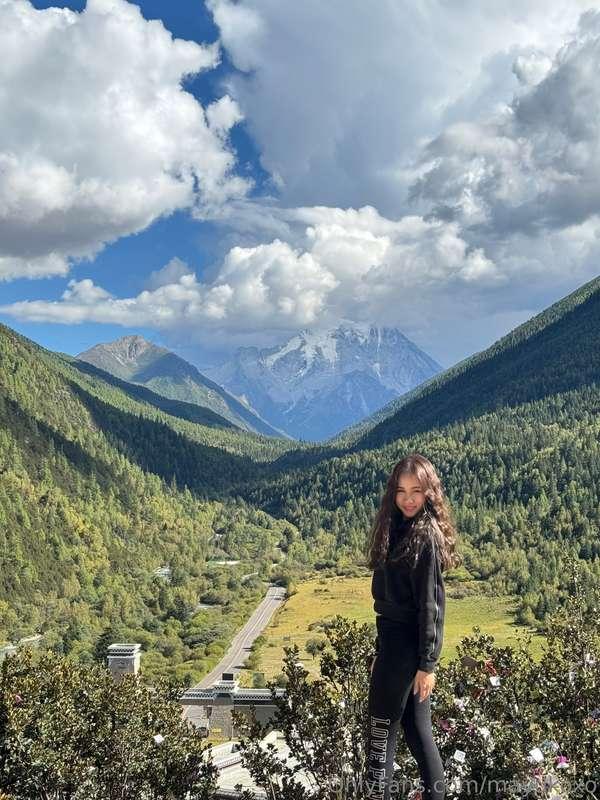 Fresh air, want you be here with me🥰https://onlyfans.com/may..