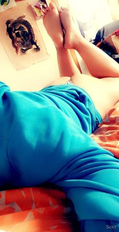 Lazy Sunday vibes~Come snuggle?~ >;o xxStay cuddly~