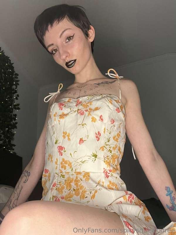 I hope you're on my VIP @spicysqueaks 🖤