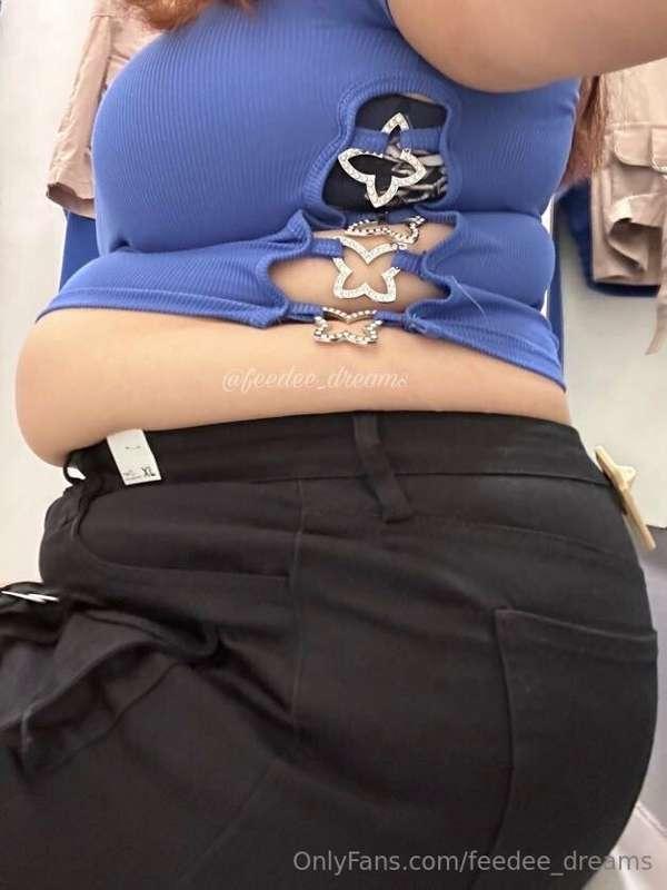 Unposted dressing room pics!