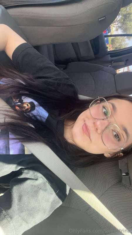 im sorry i know this is OF and i should be posting my ass n ..