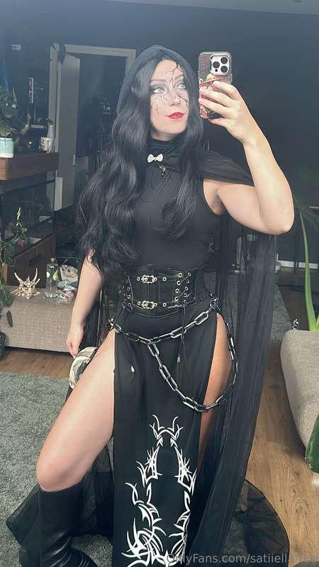 I don’t often do goth-y looks—should I do them more? Like th..