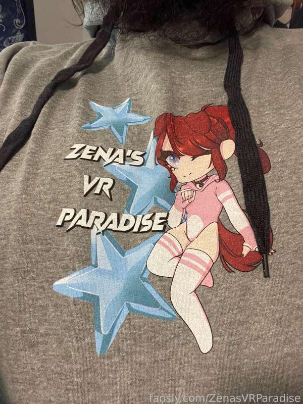 One of my subscribers wearing my awesome merch! WOW ITS SO COOL

Get yours here: https://zenas-vr-paradise.myspreadshop.net/