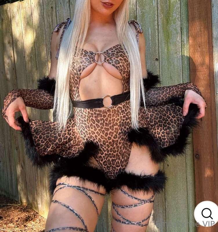 I ordered more sassypants outfits :3 I’m just absolutely lov..