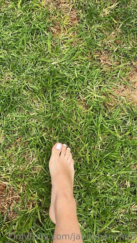 Sweet feet 🫶🏻 Les gustan los pies? 😘