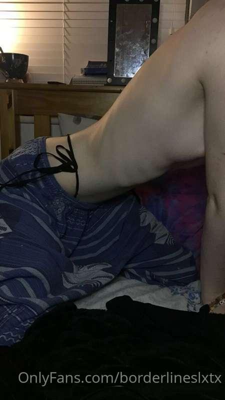 new posed topless nudes😌 nips, petite, 🍒