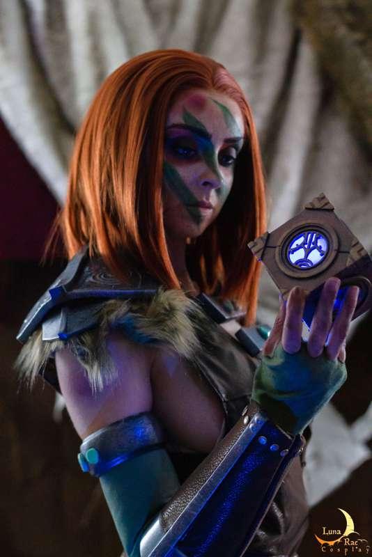 First Aela preview!