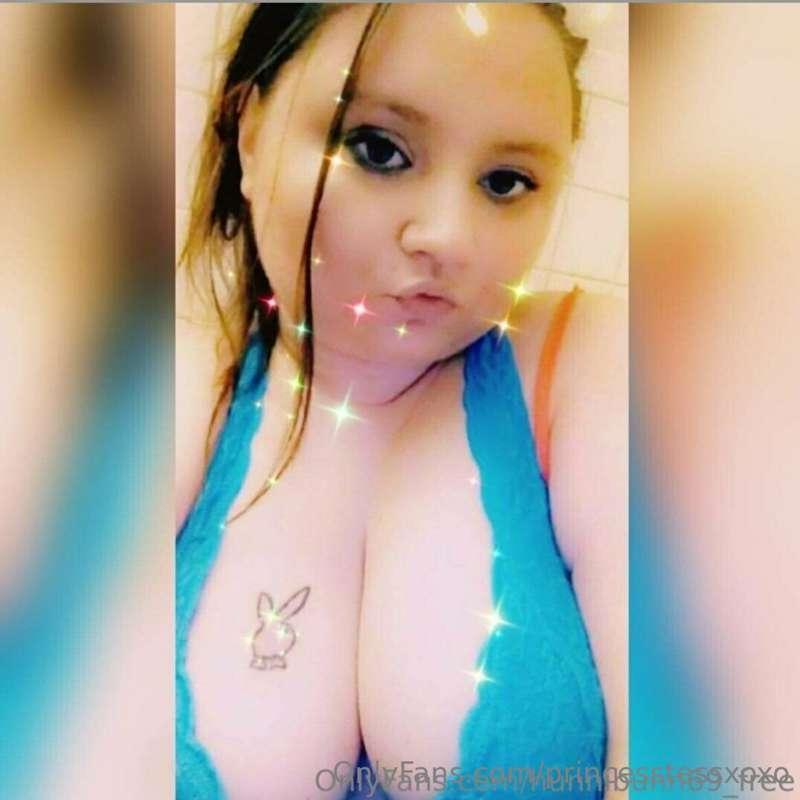 My friend hunnibunn is waiting for you to come play with her..