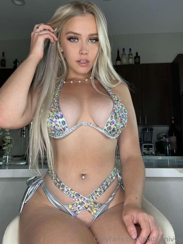 Get on your knees and worship me now 😈
