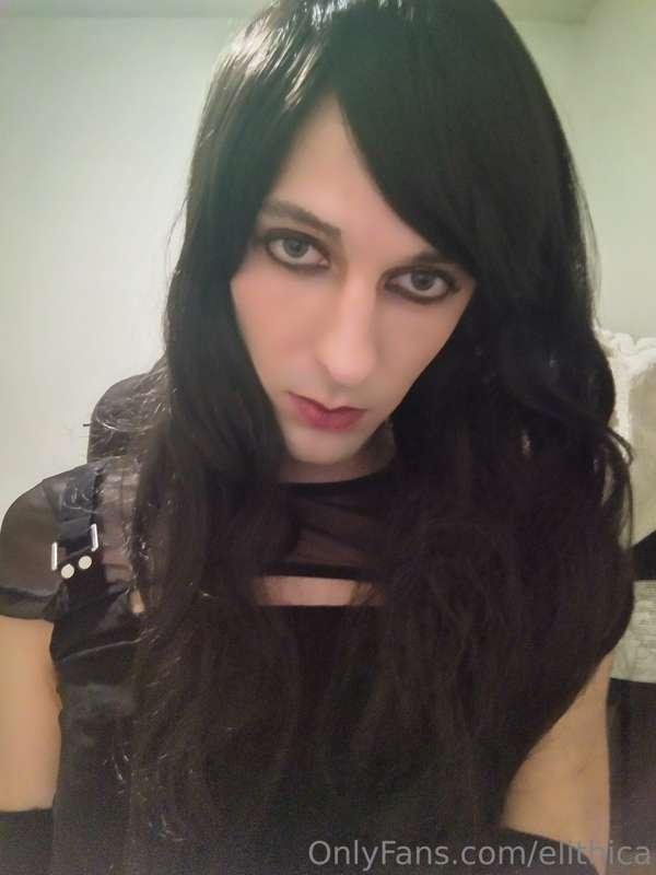 Hello all~ ❤️🖤❤️🖤