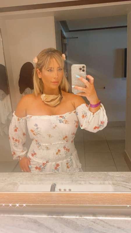 Come keep me company!