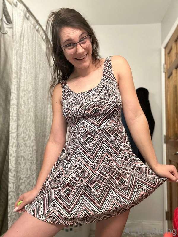 It’s a sundress kind of day 👗