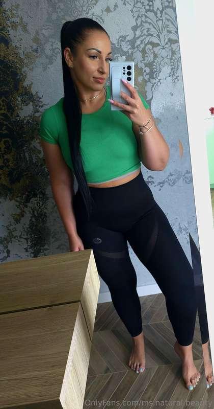 Lecę zaliczyć trening a później moczenie dupki 🦦🦦