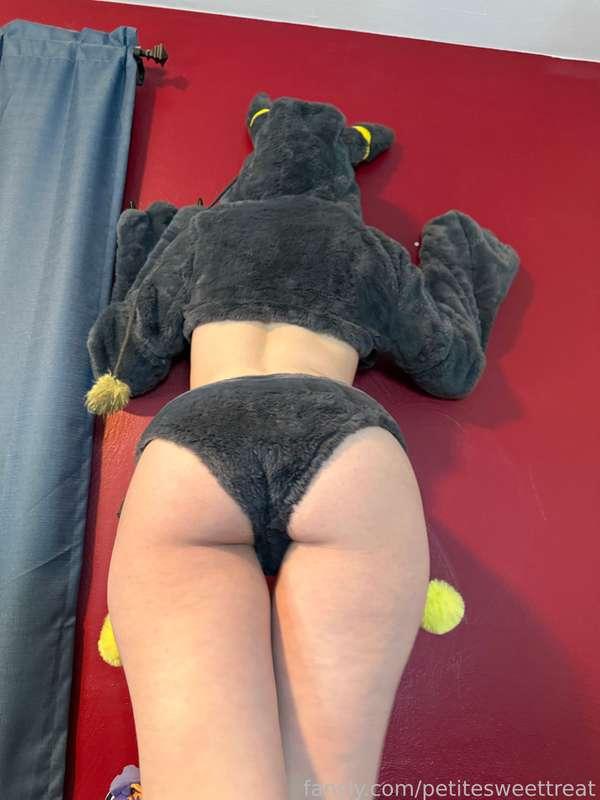 petitesweettreat image #14