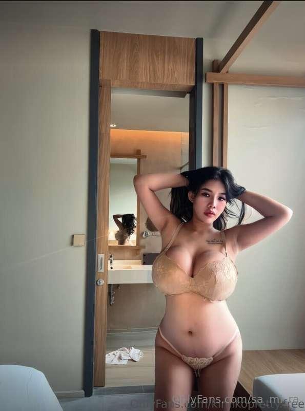 Hi ,I am kimikopretty nice to meet you guys 📩🥰I'm here. @kim..
