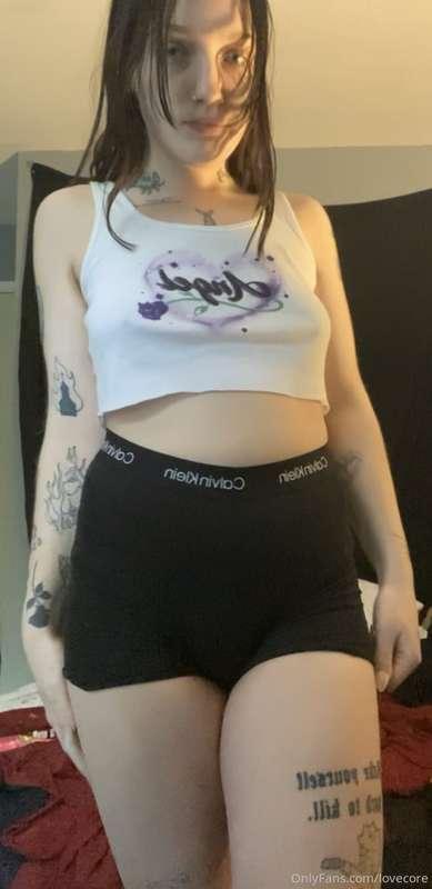 gonna make lots of hot content this week <3 cant wait for yo..