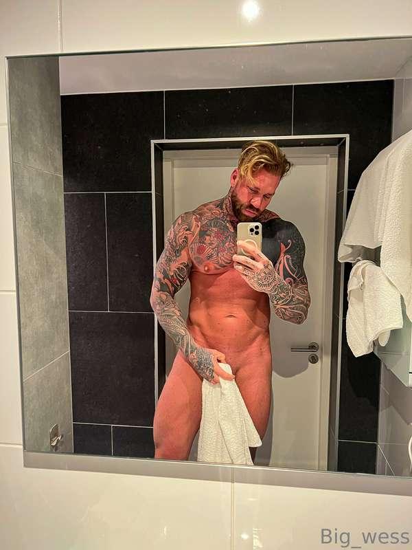 Come shower with me 💦💦💦💦
