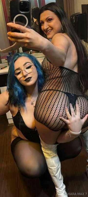 Being silly at work last night with Raven 🤪