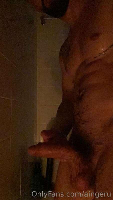 Shower and bed 😴 Good night 🌙