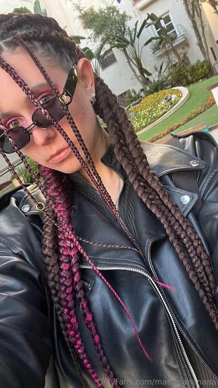 How fucking cool it’s look like😍😍😍
This hairstyle was amazin..