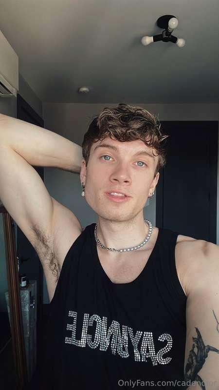 I felt cute here idk 🤷🏼‍♂️ 