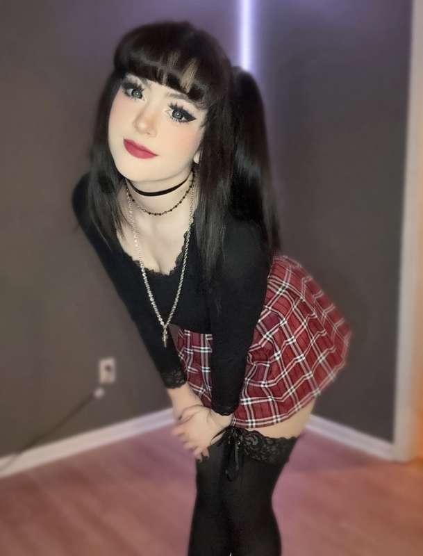 more goth mikasaaa